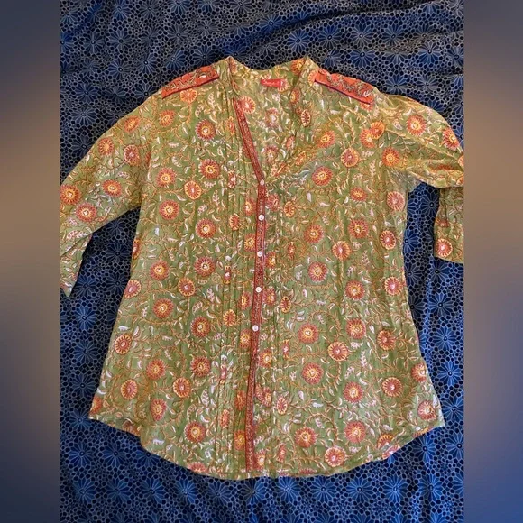 Linen Tunic - Picture 1 of 3